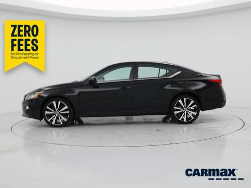 Black 2020 Nissan Altima SR