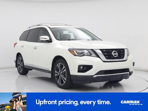 White 2020 Nissan Pathfinder Platinum