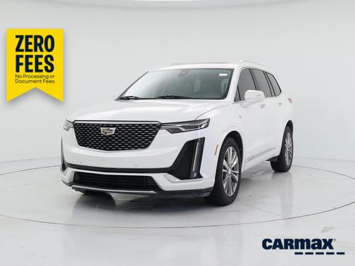 White 2022 Cadillac XT6 Premium Luxury