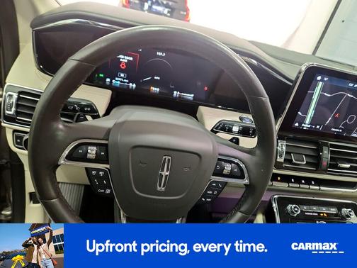 2019 Lincoln Navigator Select