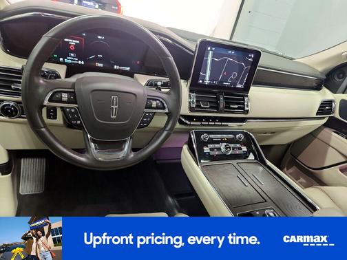 2019 Lincoln Navigator Select