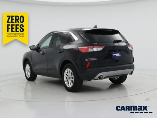 Black 2022 Ford Escape SE