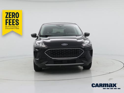 Black 2022 Ford Escape SE