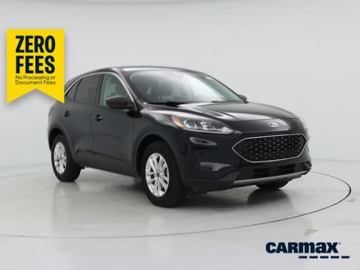 Black 2022 Ford Escape SE