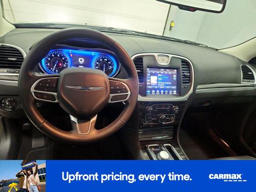 Black 2022 Chrysler 300 Touring