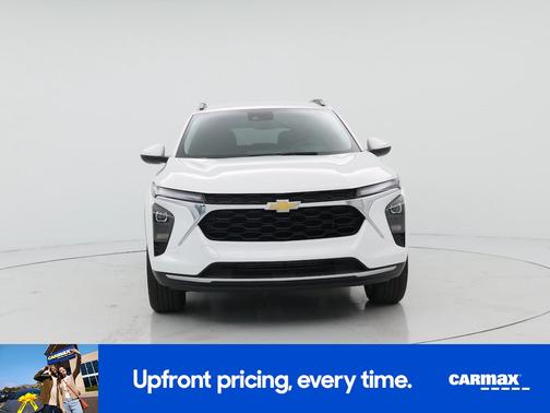 White 2024 Chevrolet Trax LT
