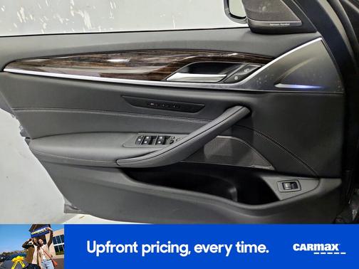 Gray 2023 BMW 530 I xDrive
