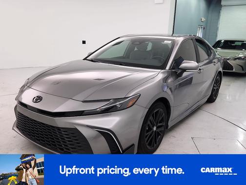 Gray 2025 Toyota Camry SE