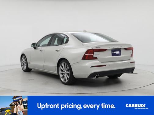 2020 Volvo S60 T5 Momentum