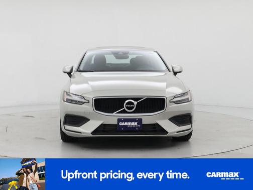 2020 Volvo S60 T5 Momentum