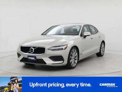 2020 Volvo S60 T5 Momentum