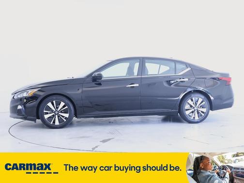 2022 Nissan Altima SV