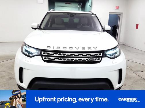 White 2019 Land Rover Discovery HSE