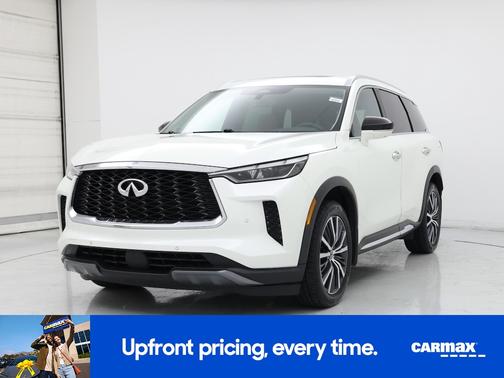 White 2023 INFINITI QX60 Sensory
