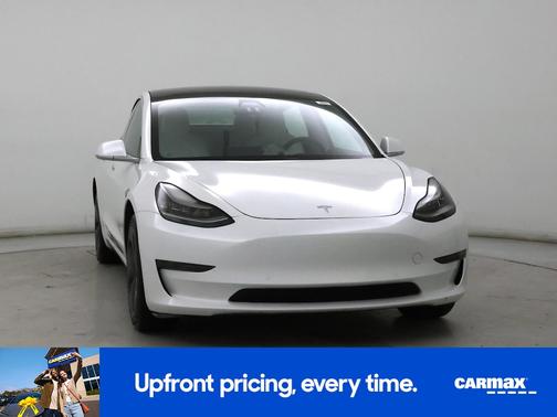 White 2019 Tesla Model 3 Standard Range Plus
