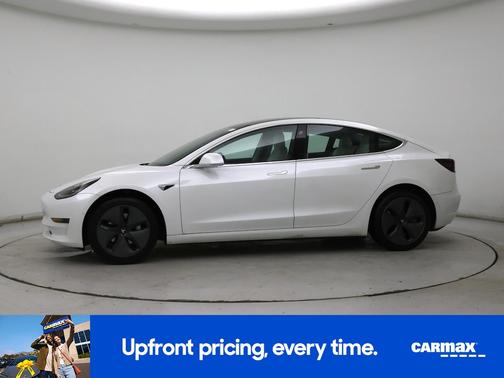 White 2019 Tesla Model 3 Standard Range Plus
