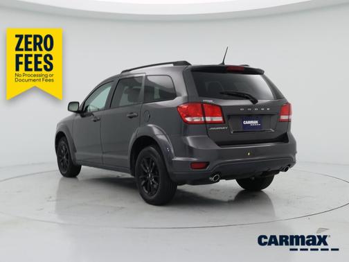 Gray 2019 Dodge Journey SE