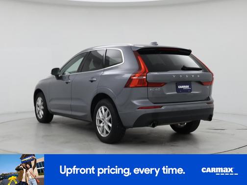 2021 Volvo XC60 T5 Momentum