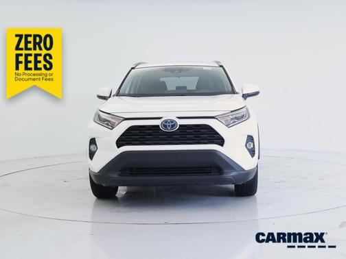White 2020 Toyota RAV4 Hybrid XLE