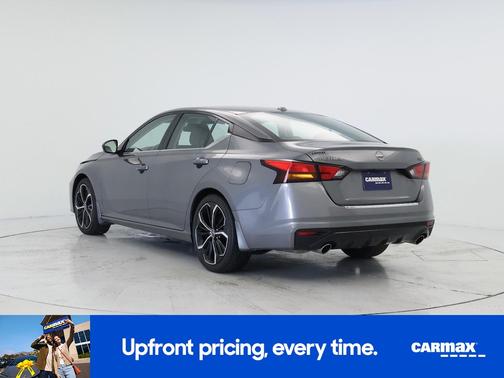Gray 2023 Nissan Altima SR
