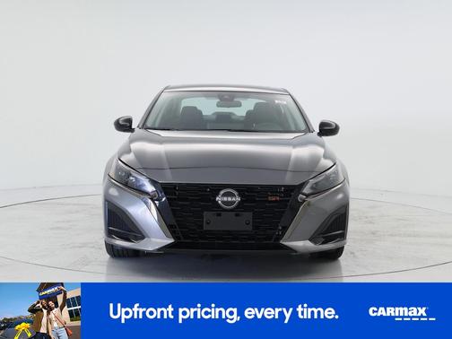 Gray 2023 Nissan Altima SR