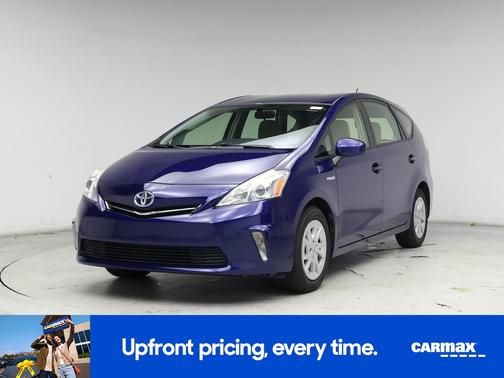 2014 Toyota Prius v Three