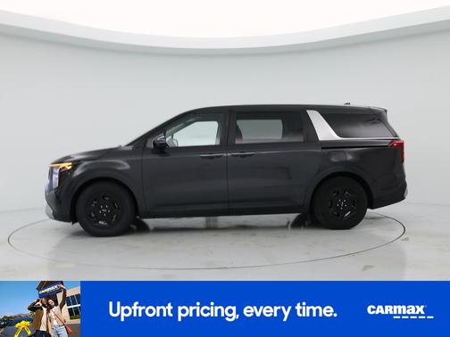 Black 2025 Kia Carnival LXS