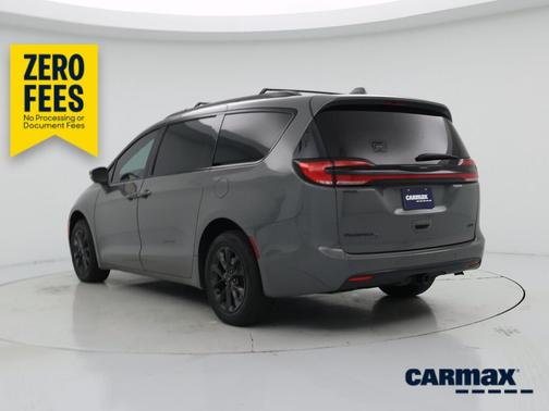Gray 2021 Chrysler Pacifica Touring L