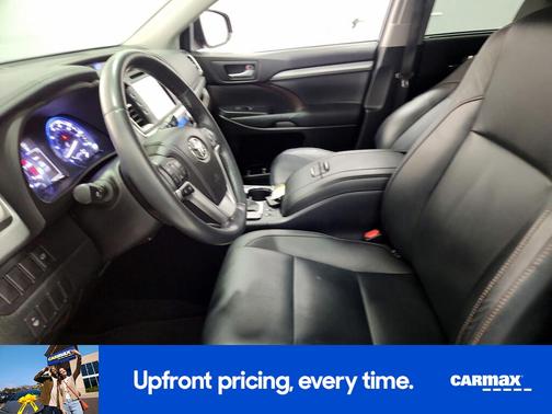 Burgundy 2014 Toyota Highlander XLE