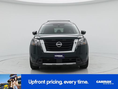 Green 2023 Nissan Pathfinder SL