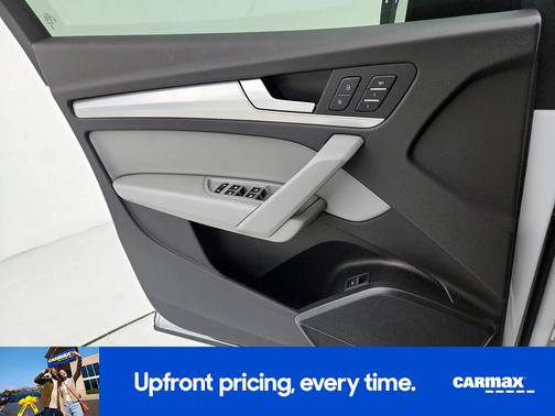 White 2024 Audi Q5 S-Line Premium