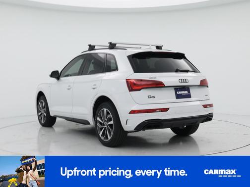 White 2024 Audi Q5 S-Line Premium