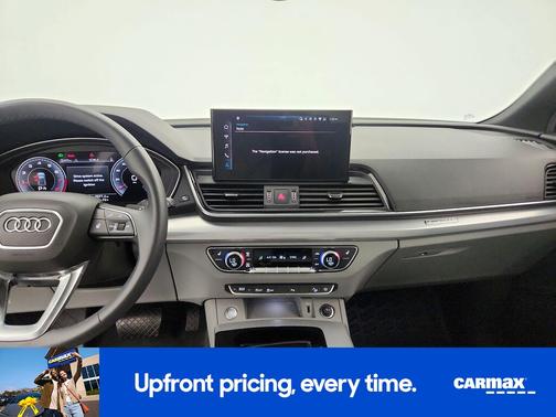 White 2024 Audi Q5 S-Line Premium