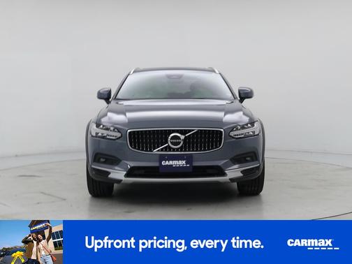2022 Volvo V90 Cross Country B6