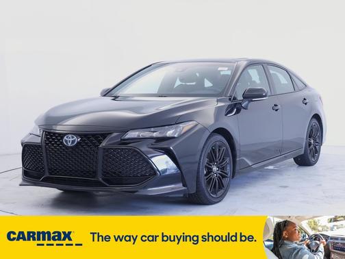 2022 Toyota Avalon Hybrid XSE Nightshade