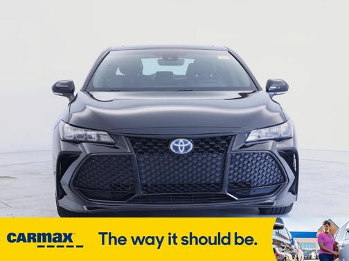 2022 Toyota Avalon Hybrid XSE Nightshade