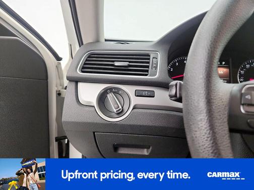 White 2015 Volkswagen Passat S