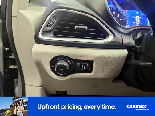 2023 Chrysler Pacifica Touring