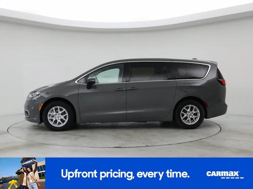 2023 Chrysler Pacifica Touring