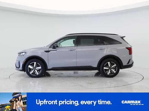 Gray 2022 Kia Sorento EX