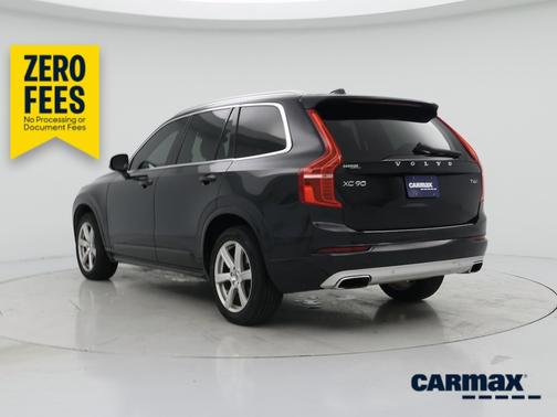 Black 2020 Volvo XC90 T6 Momentum