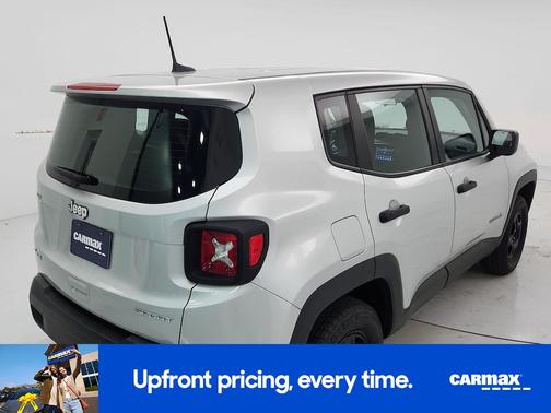 Silver 2021 Jeep Renegade Sport