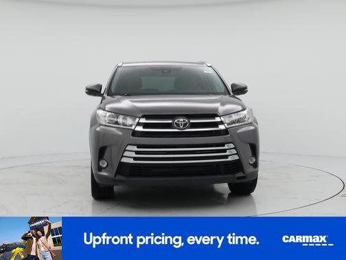 Gray 2019 Toyota Highlander Limited