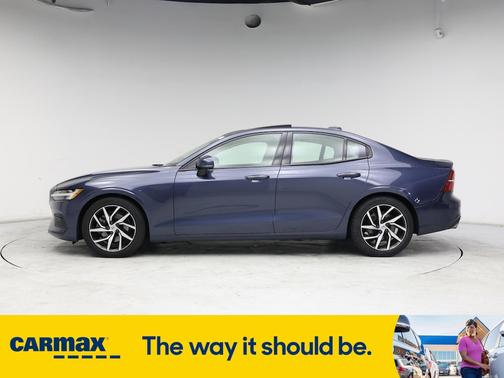 2020 Volvo S60 T5 Momentum