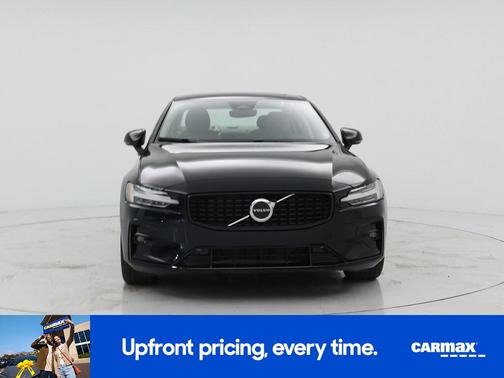 Black 2025 Volvo S60 B5 Core