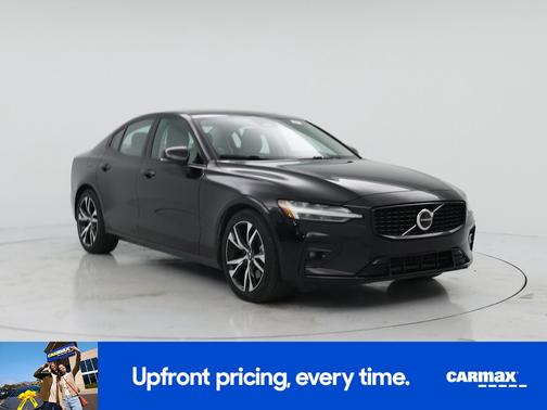 Black 2025 Volvo S60 B5 Core