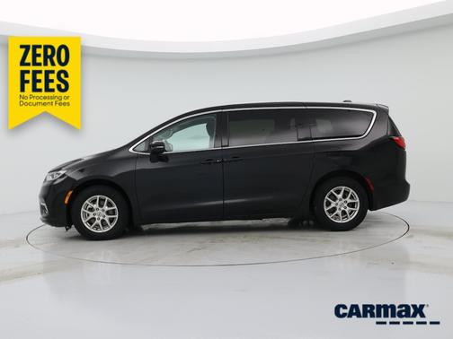 Black 2023 Chrysler Pacifica Touring L