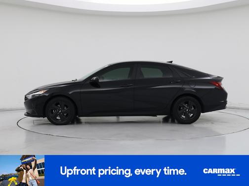 Black 2021 Hyundai ELANTRA SEL
