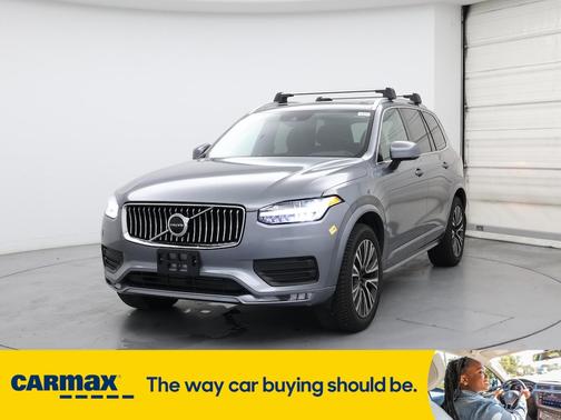 2020 Volvo XC90 T6 Momentum