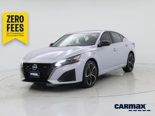 Gray 2023 Nissan Altima SR